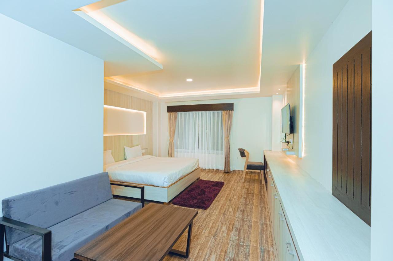 Апартаменты Poms Penthouse Покхара Экстерьер фото